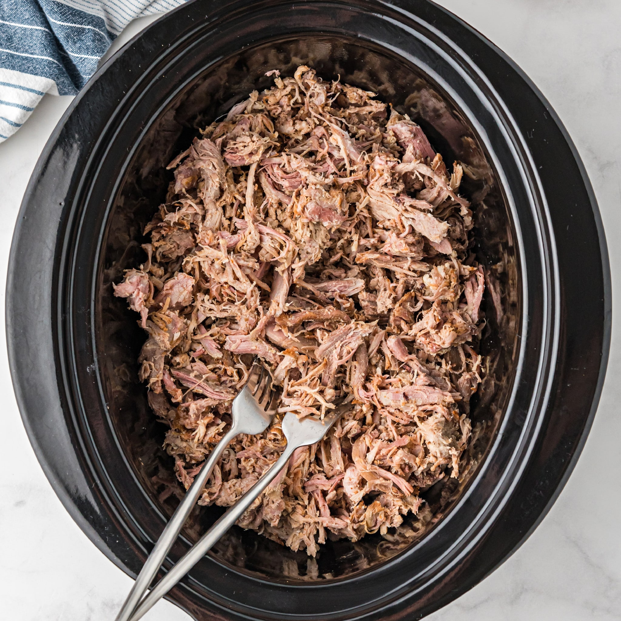 Unlock Melt-in-Your-Mouth Pulled Pork: Slow Cooker Secrets